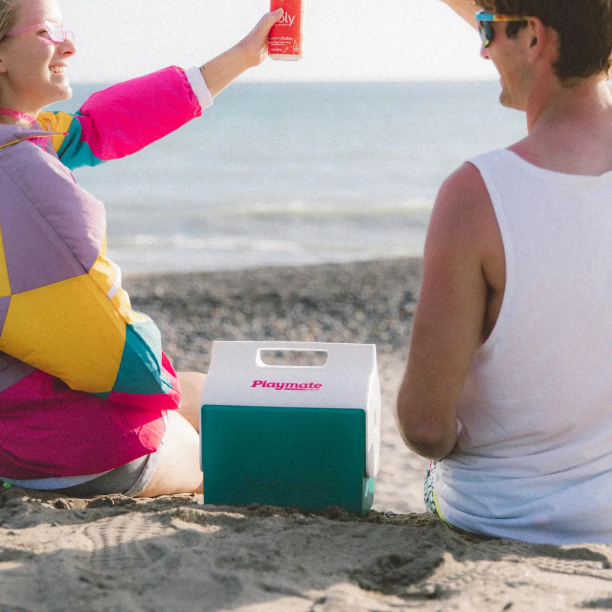 Igloo Retro Playmate Mini 4 Qt Cooler, Jade | Insulated Personal Cooler with Retro Design - view 3