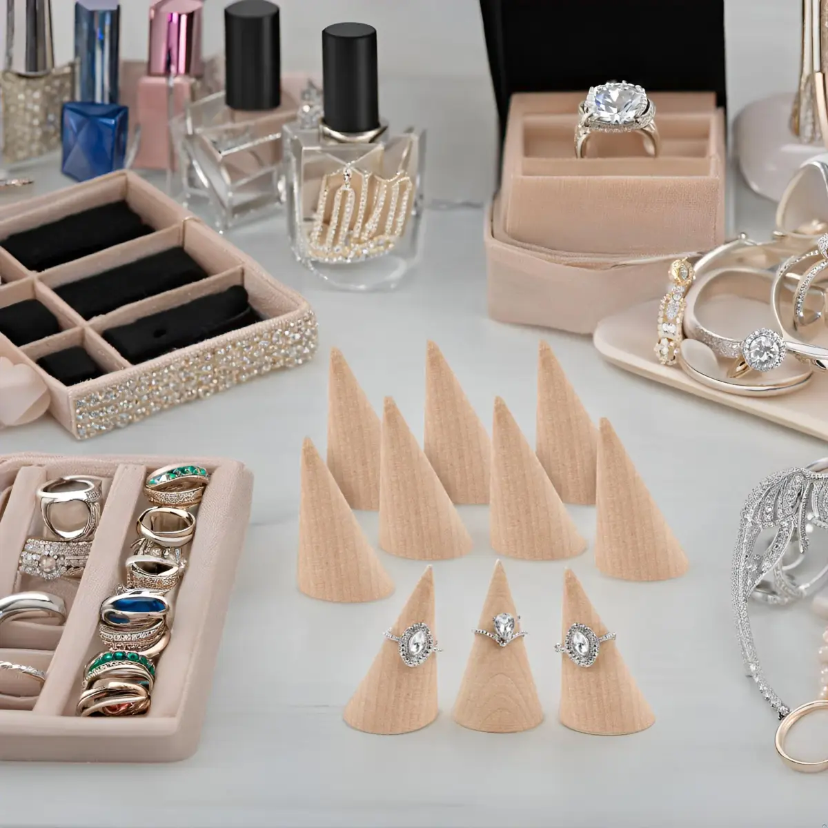 AUEAR Natural Wood Cone Ring Display Stand, 2.8cm (1.1") x 5.1cm (2") | 10-Pack Organizer for Jewelry Counters - view 2