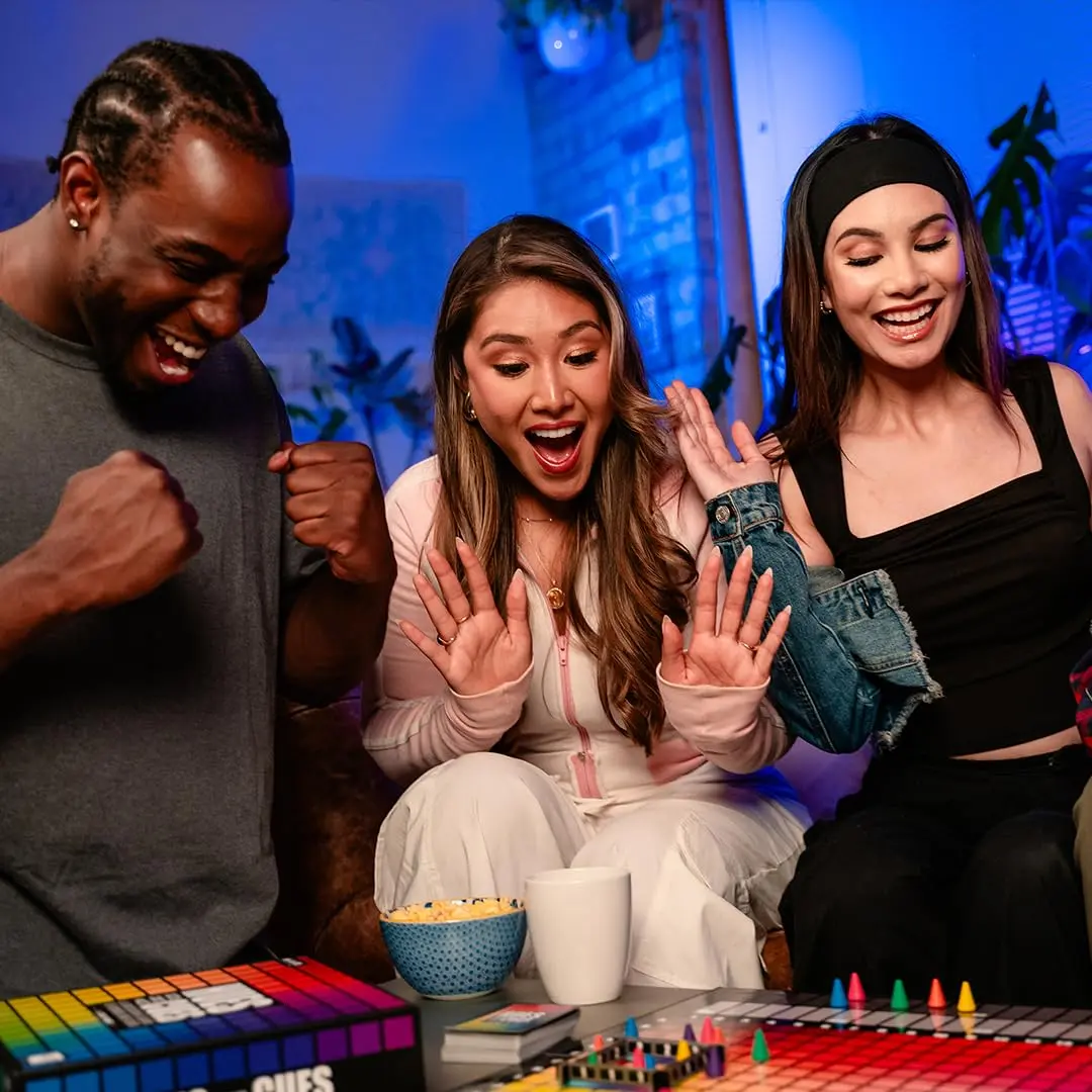 USAOPOLY Hues and Cues - Vibrant Color Guessing Board Game for 3-10 Players Ages 8+ | Connect Clues from 480 Colors - view 8