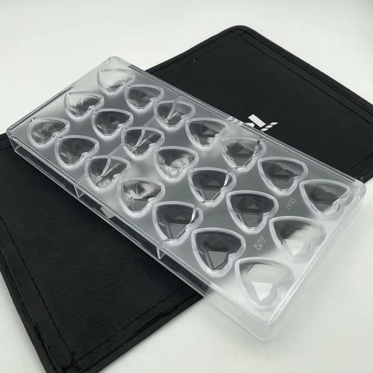 Goldbaking Diamond Heart Chocolate Mold Polycarbonate Candy Tray | 21 Cavities, 16.15ml Each - view 3