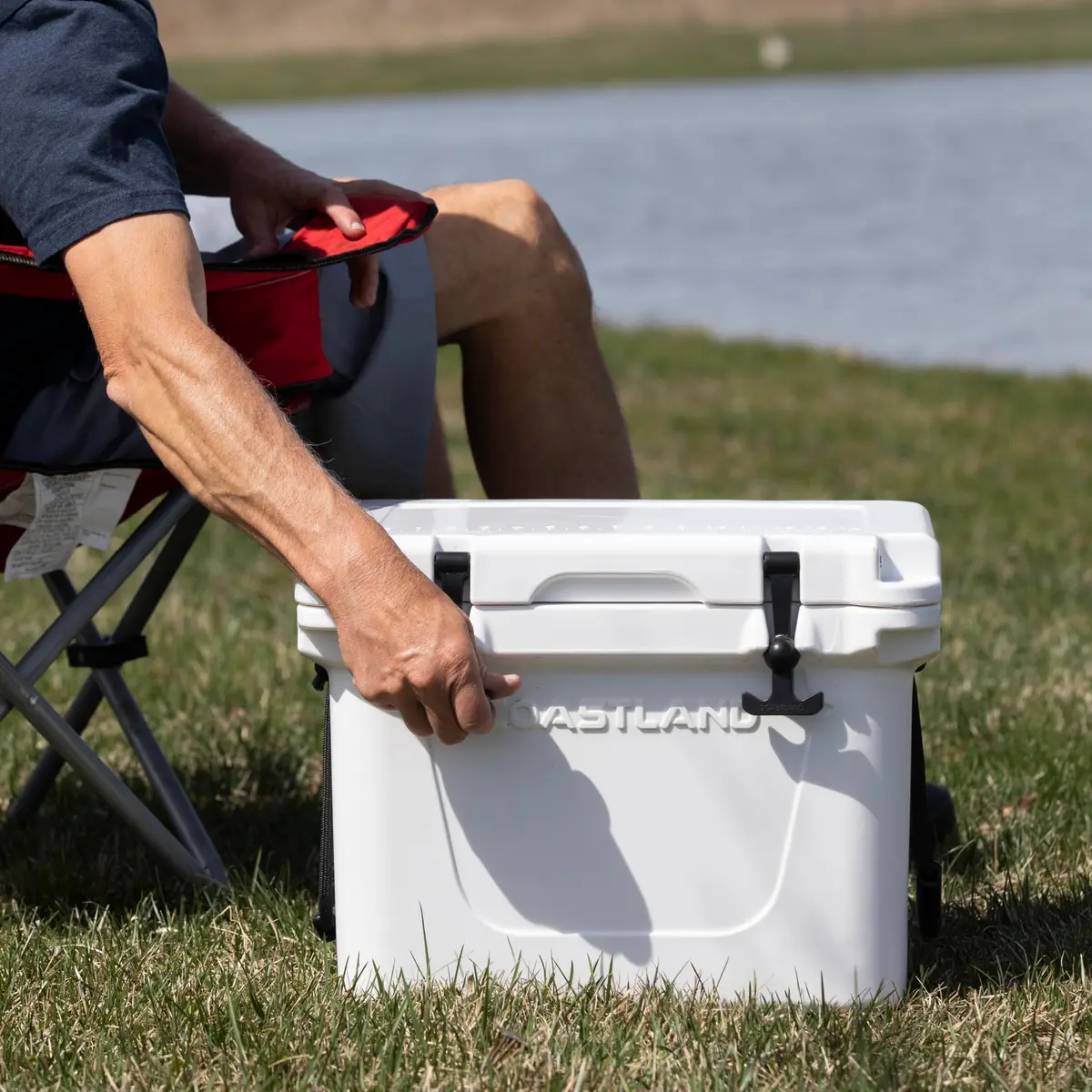 COASTLAND Delta Series 25 QT Rotomolded Cooler | 5-7 Day Ice Retention in Extreme Conditions - view 8