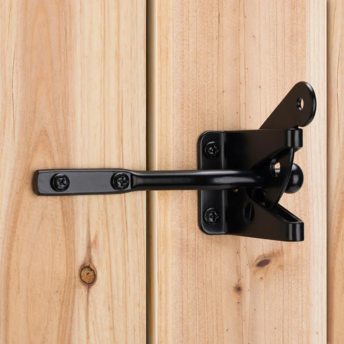 SANKINS Self Locking Gate Latch for Wooden Fence | Gravity Lever Lock, 1pcs, Heavy Duty Iron - main product image
