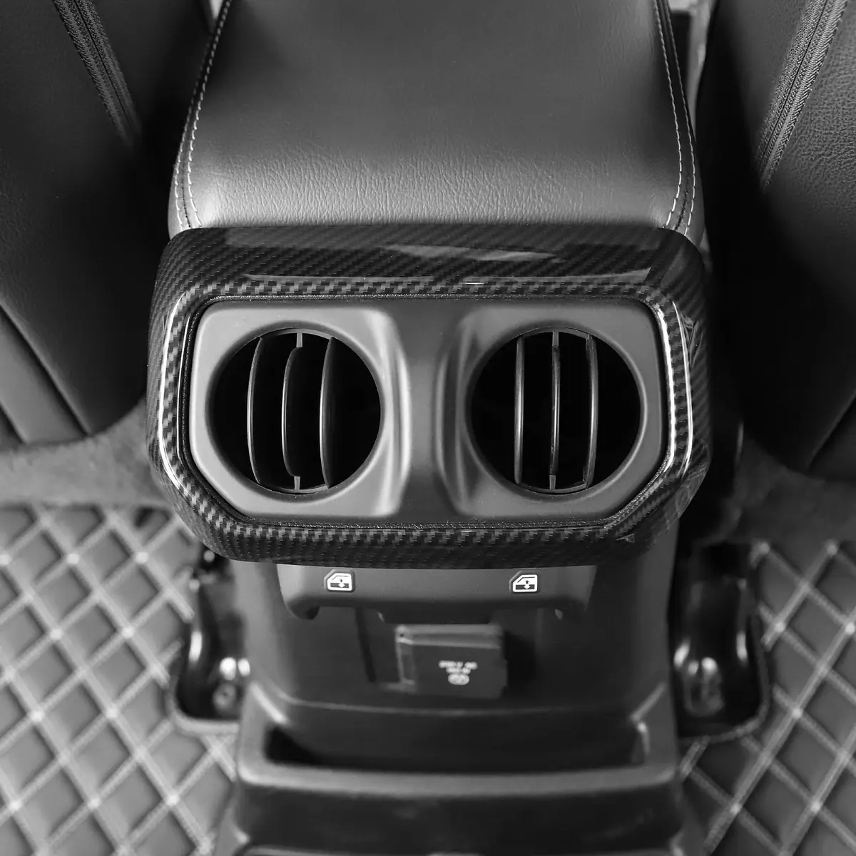 RT-TCZ Rear AC Vent Cover Trim for Jeep Wrangler JLU 2018-Present & Gladiator JT 4-Door 2020-Present Black Carbon Fiber Interior Accessories - view 7