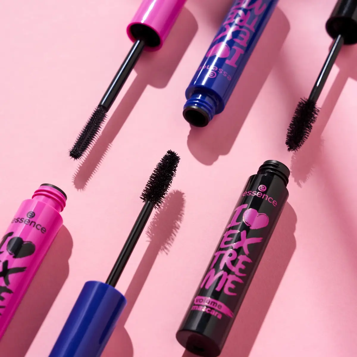 essence I Love Extreme Volume Mascara Waterproof (Pack of 3) | Vegan & Cruelty Free - view 5