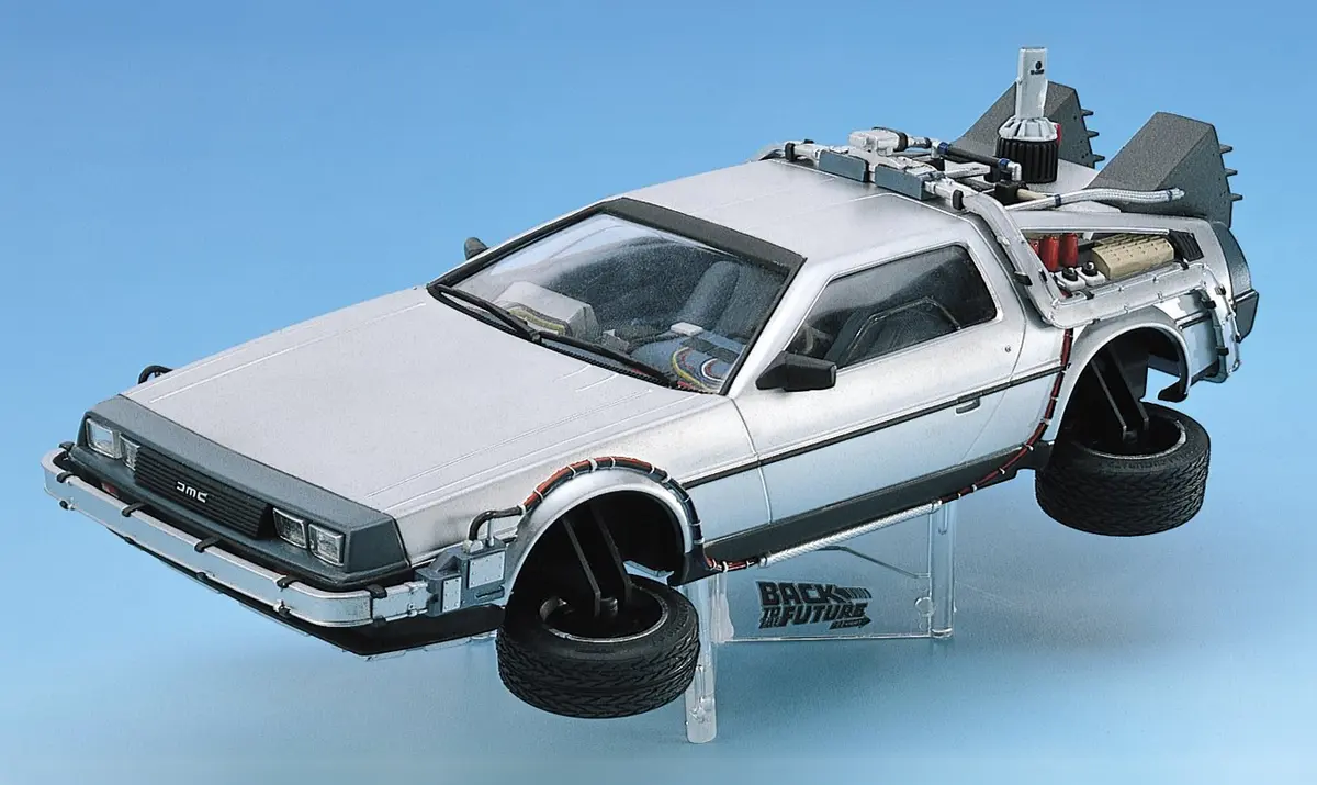 Aoshima Movie Mecha #BT-02 1/24 Back to The Future Delorean Part II Model Kit | Diecast Metal Display Model - view 2