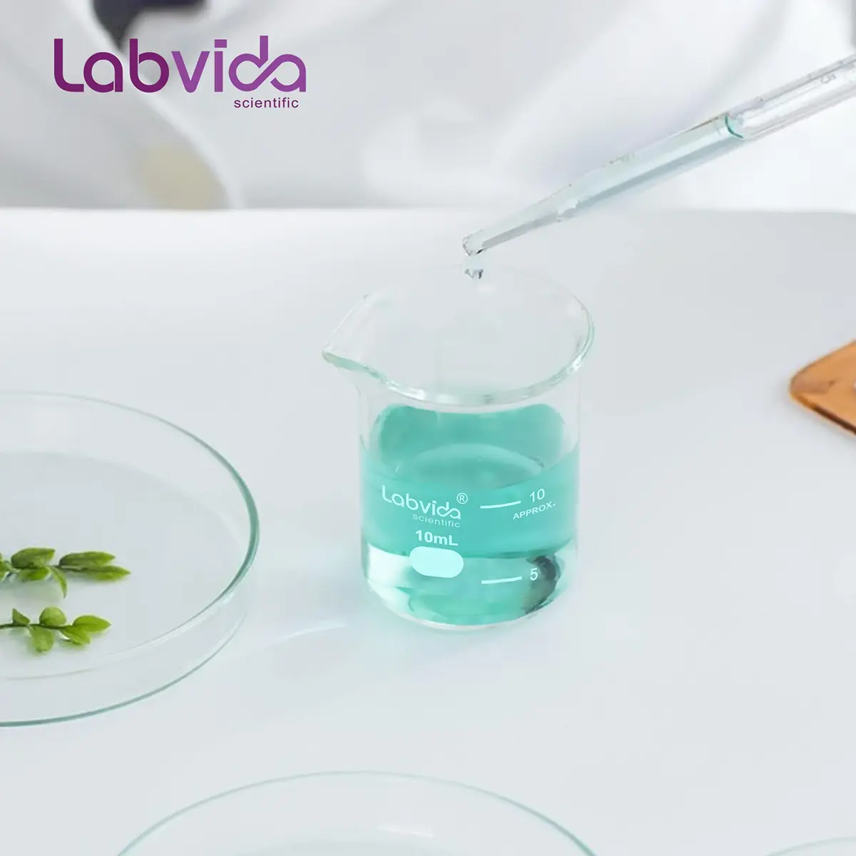 Labvida Griffin Low Form Glass Beaker 5000ml | ASTM E960 Compliant, Borosilicate, High-Temperature Resistance - view 7