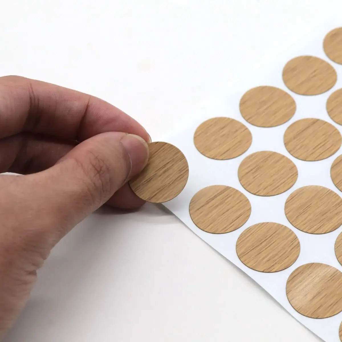 VictorsHome Self-Adhesive Screw Hole Stickers Maple 21mm (0.83 Inch) | 108 Pcs for Furniture & Cabinets - view 3