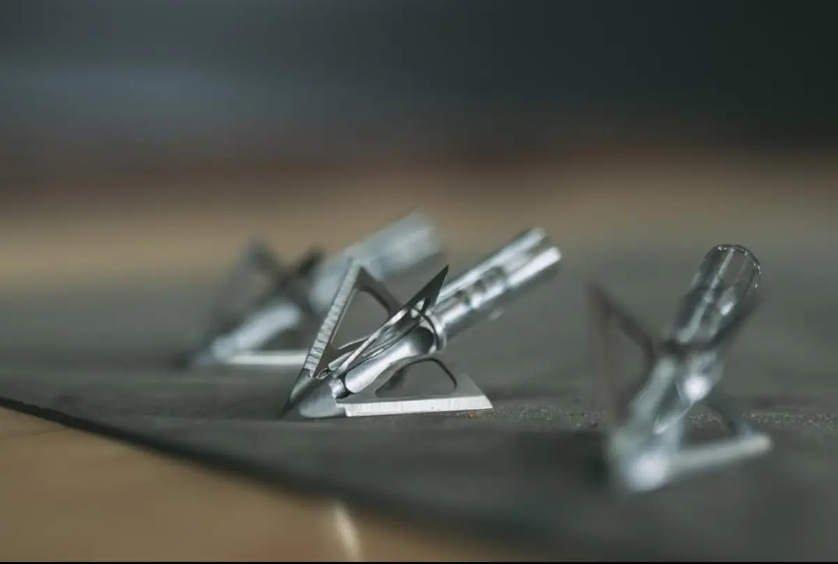 G5 Striker X 100 Grain Broadhead | 3-Pack, Stainless Steel | Sharp & Durable for Bow Hunting - view 3