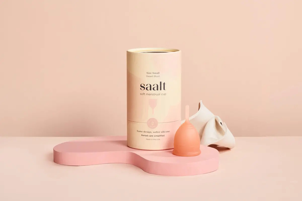 Saalt Menstrual Cup Small | Leak-Free Comfort for Women & Beginners (en_US) - view 8