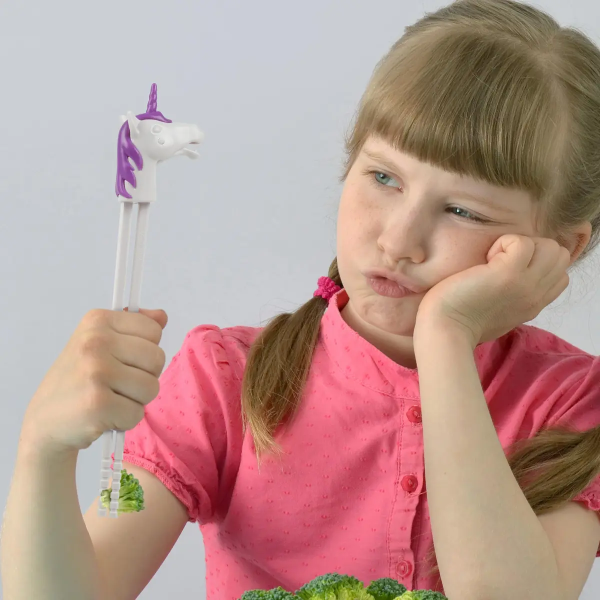 Fred & Friends MUNCHTIME Unicorn Chopsticks for Kids, Reusable Food-Safe Plastic, 4.45 inches | Fun Interactive Design for Beginners - view 4