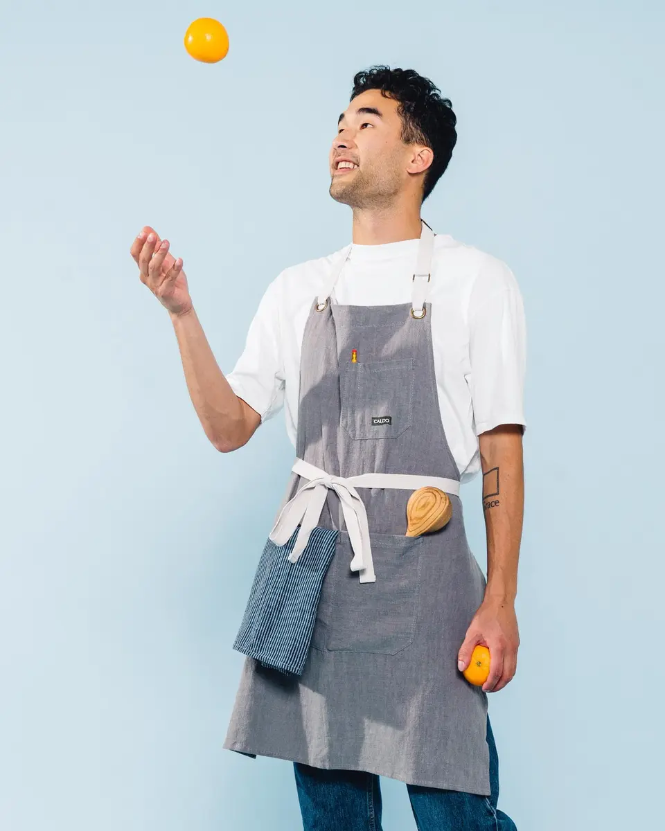 Caldo Linen Kitchen Apron for Cooking | Adjustable with Pockets, Unisex, Grey - view 3