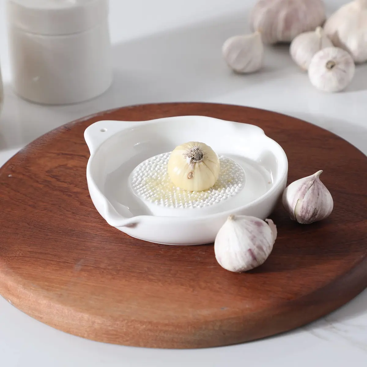 ONTUBE Ceramic Grater Plate for Ginger, Garlic, Onion (5.5" x 2 Pieces) | Dishwasher Safe & Multi-Function Kitchen Tool - view 5
