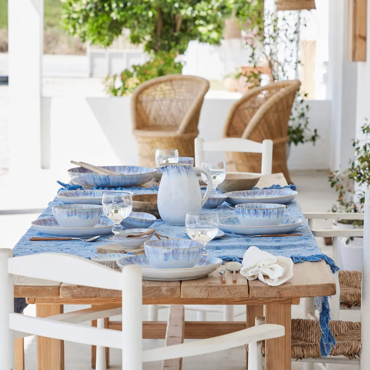 Costa Nova Ceramic Stoneware 11'' Oval Dinner Plate - Brisa Collection, Ria Blue | Microwave & Dishwasher Safe Tableware - view 6