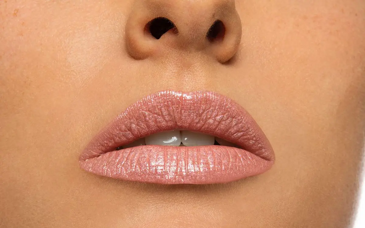 Pupa Milano Miss Pupa Milano Starlight Ultra-Shiny Lipstick 0.88 Oz | Semi-Transparent Radiance - view 3