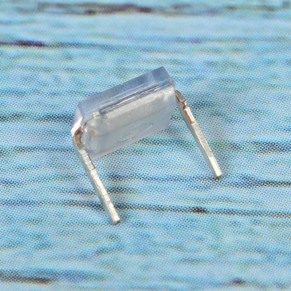 Comimark BPW34 Silicon PIN Photodiode DIP-2 (5 Pcs, Metal) - view 5