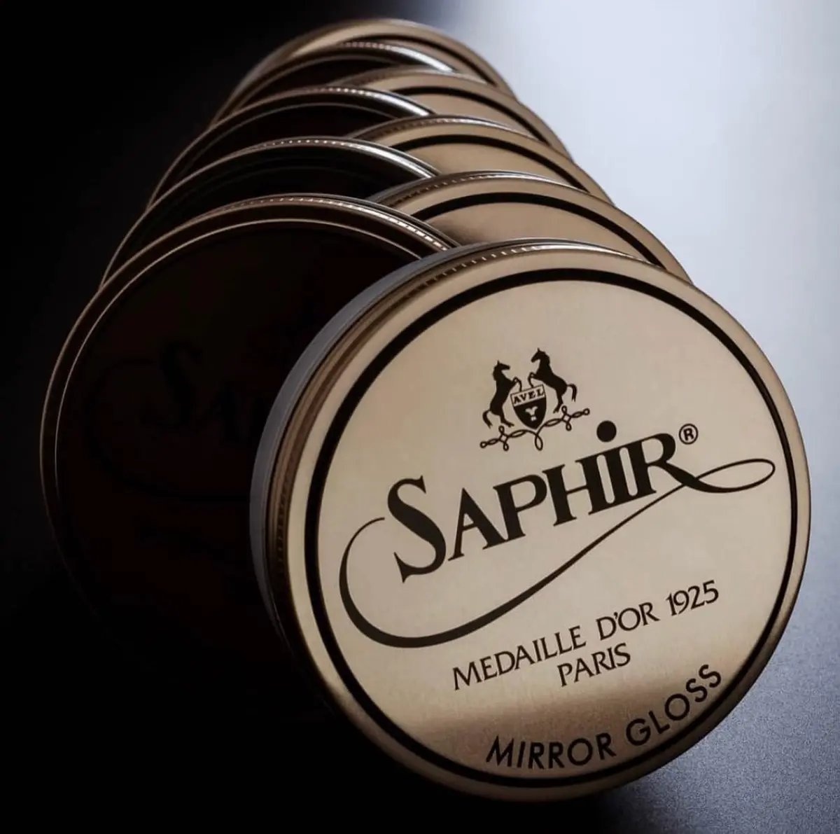 SAPHIR Medaille d’Or Mirror Gloss - Natural Wax Polish for Leather Shoes & Boots - Navy Blue | Mirror shine finish with natural ingredients - view 7