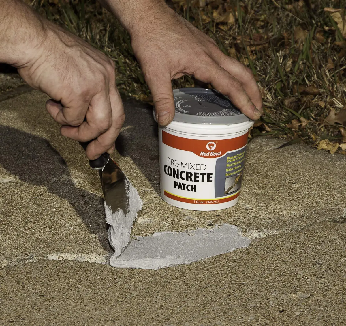 Red Devil Concrete Repair Patch 5.5 Oz. Squeeze Tube | Cement Crack Filler, Pack of 12, Gray, Made in USA - view 5