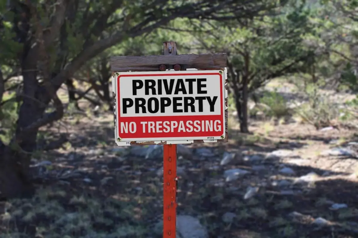 Dxyizus signs Private Property No Trespassing Signs 25cm x 35cm (10" x 14") | Heavy Duty Aluminum, UV Protected, 2-Pack - view 3