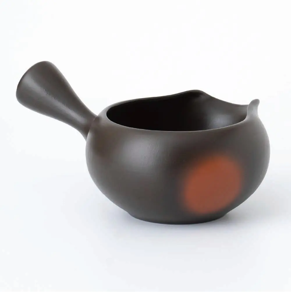 きみくら Matcha bowl with spout and handle/Yuzamashi water cooler for green tea | Japanese Tea KIMIKURA (Black) - main product image