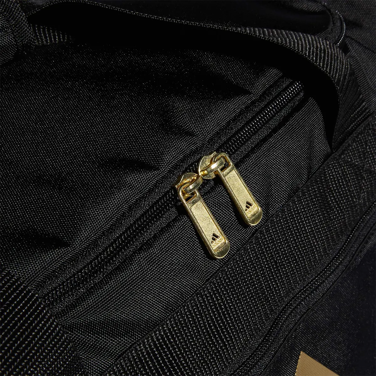 adidas Unisex Defender 4.0 Gym Duffel Bag for Men and Women | Water-Resistant, Spacious, Durable - view 9
