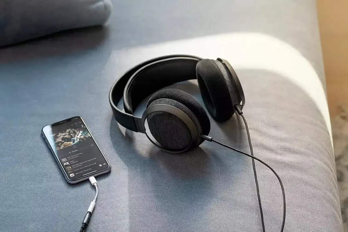 Philips Fidelio X3 Over Ear Headphones | Open-Back Studio Monitor, 50mm Diaphragms, Hi-Res Certified, Premium Leather, Wired - view 5