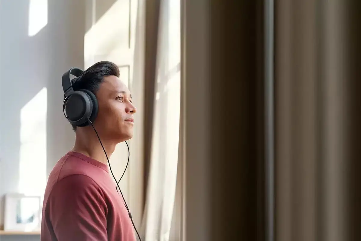 Philips Fidelio X3 Over Ear Headphones | Open-Back Studio Monitor, 50mm Diaphragms, Hi-Res Certified, Premium Leather, Wired - view 6