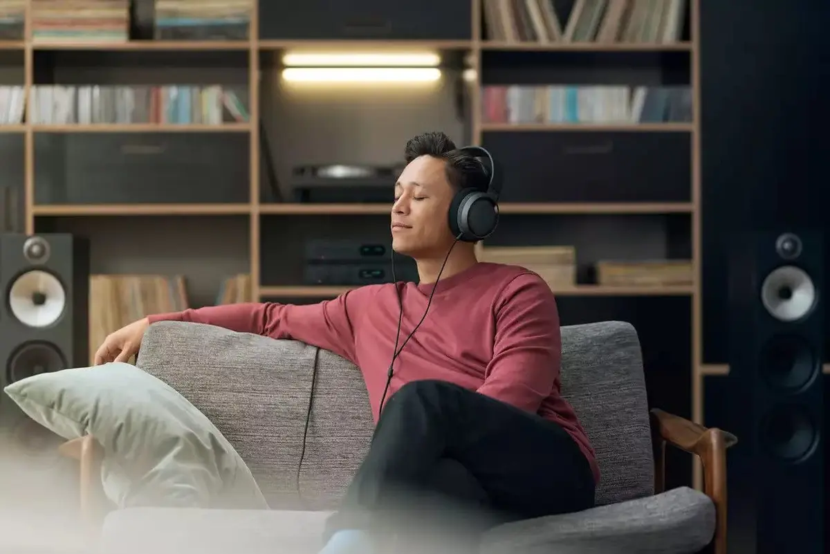 Philips Fidelio X3 Over Ear Headphones | Open-Back Studio Monitor, 50mm Diaphragms, Hi-Res Certified, Premium Leather, Wired - view 7