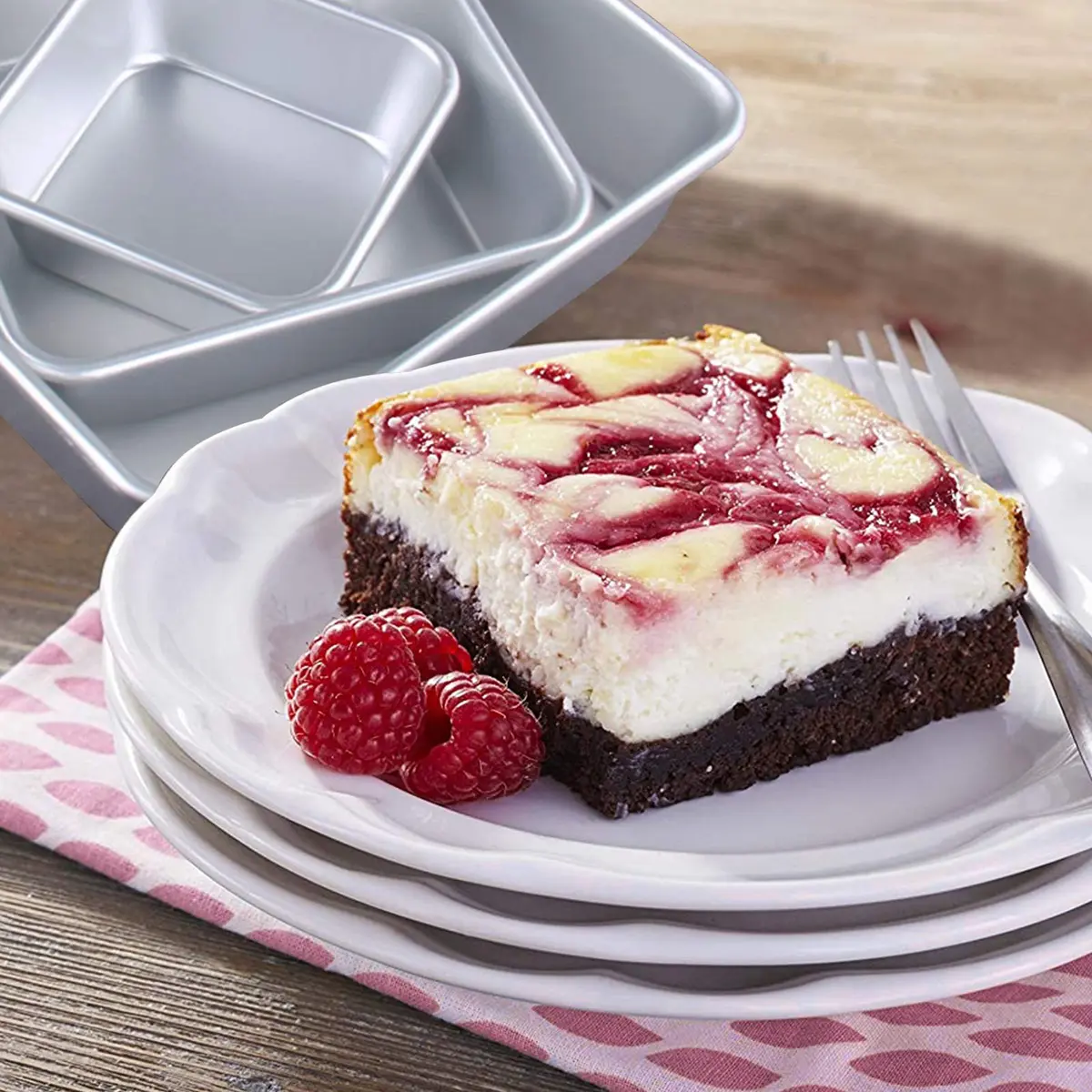 UgyDuky 3-Tiered Square Cake Pan Set 10.7cm (4.2") 16.5cm (6.5") 21.6cm (8.5") | Even Baking for Multilayer Cakes - view 5
