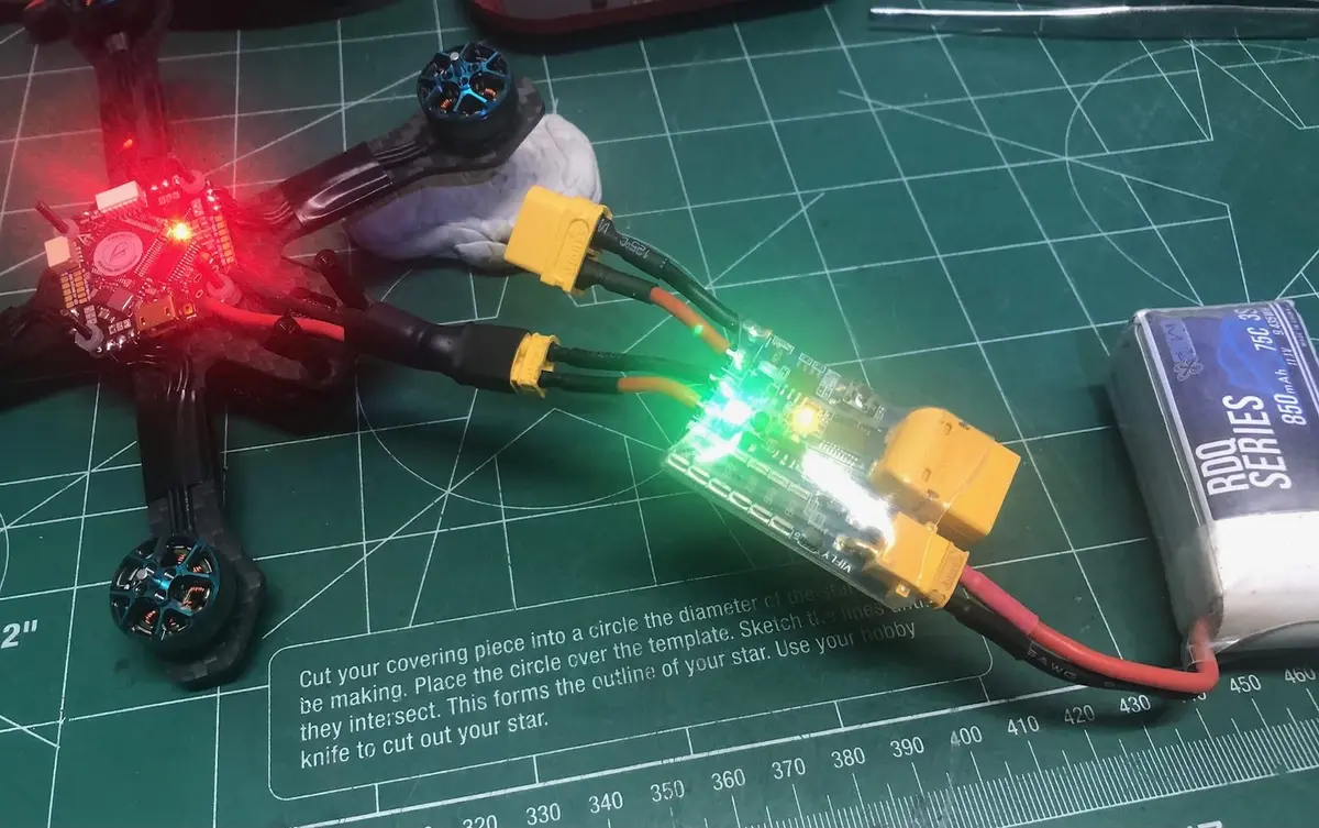 VIFLY ShortSaver V2 Smart Smoke Stopper Electronic Fuse | Fast RC Protection, 1A/2A Threshold, XT60 & XT30 Connectors - view 3