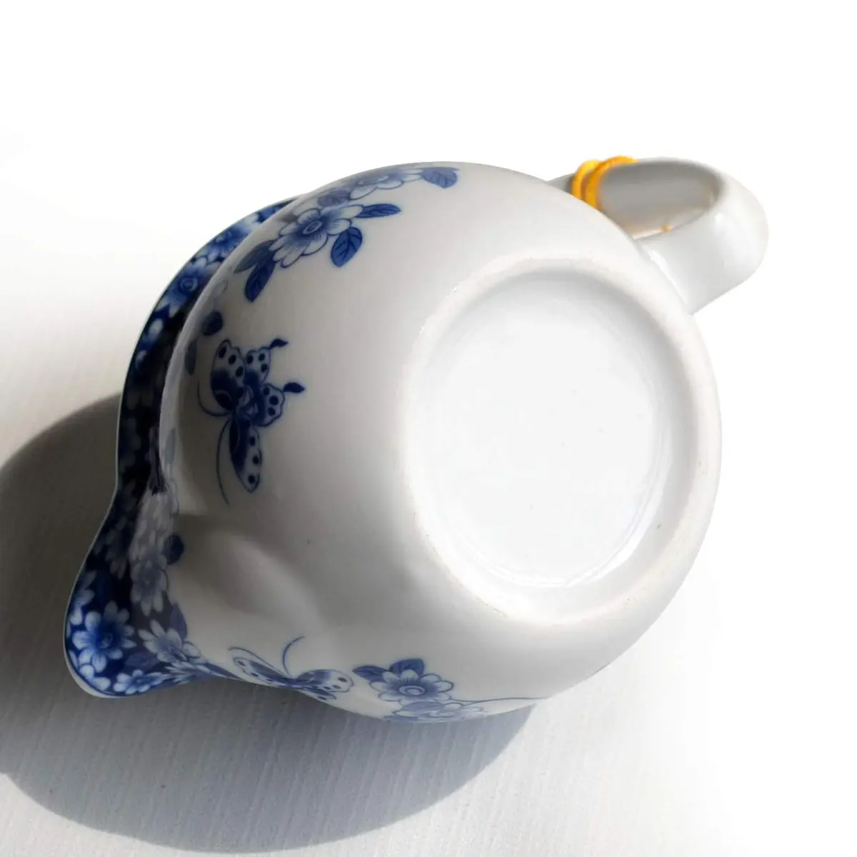 vv8oo Small Teapot 12oz Blue & White Porcelain Tea Pot with Infuser | Elegant Chinese Design for Single-Serve Tea - view 9