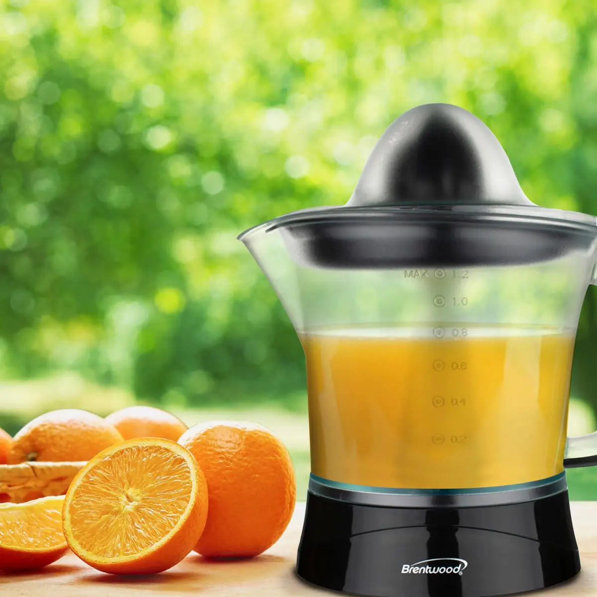 Brentwood Black Juicer 40-Ounce | Powerful Electric Citrus Juicer for Home Use - view 3