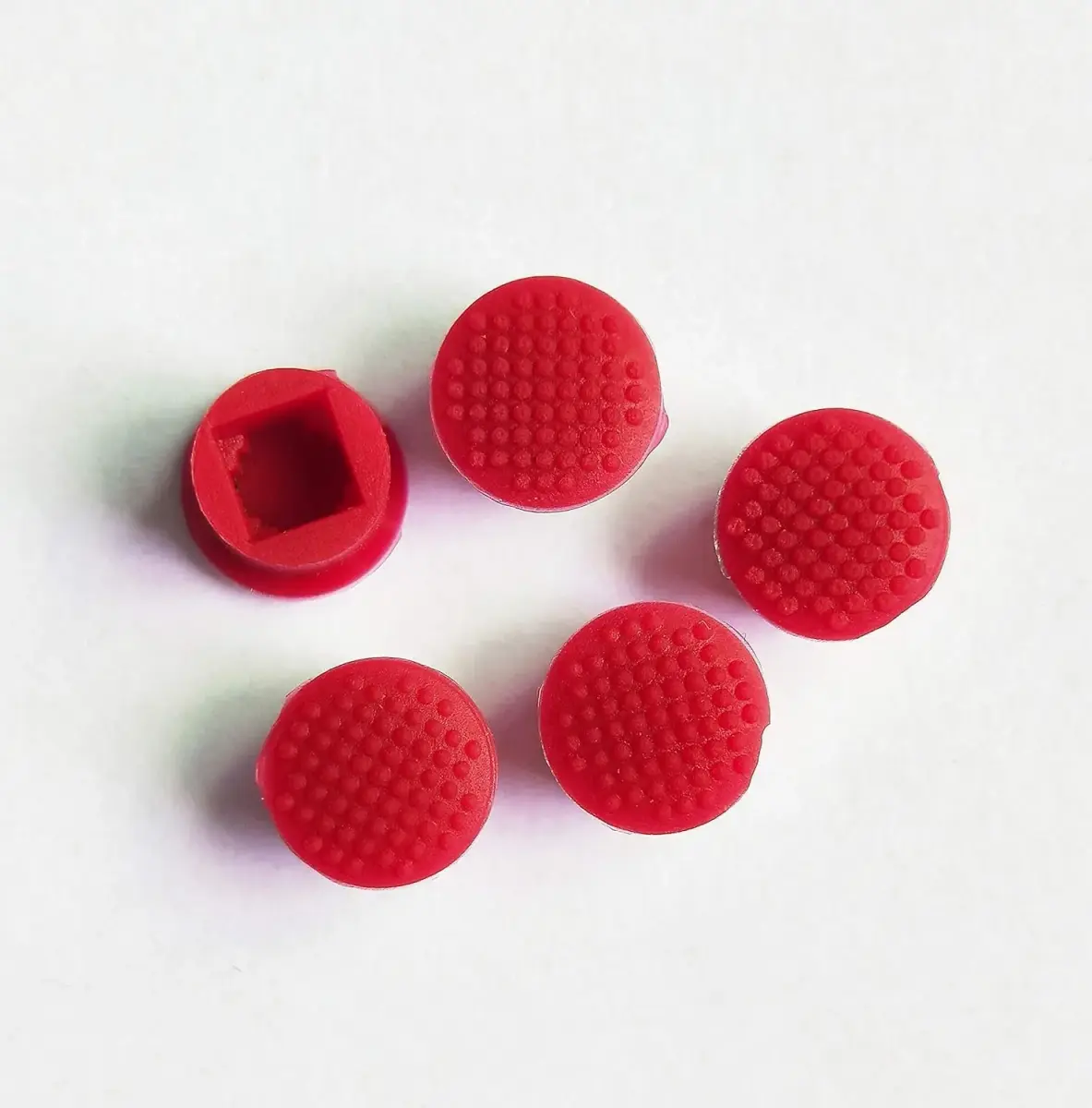 nbparts Red 5pcs TrackPoint Keyboard Mouse Cap Soft Dome for Lenovo ThinkPad Laptops | Fits T420 and Older Models - view 2