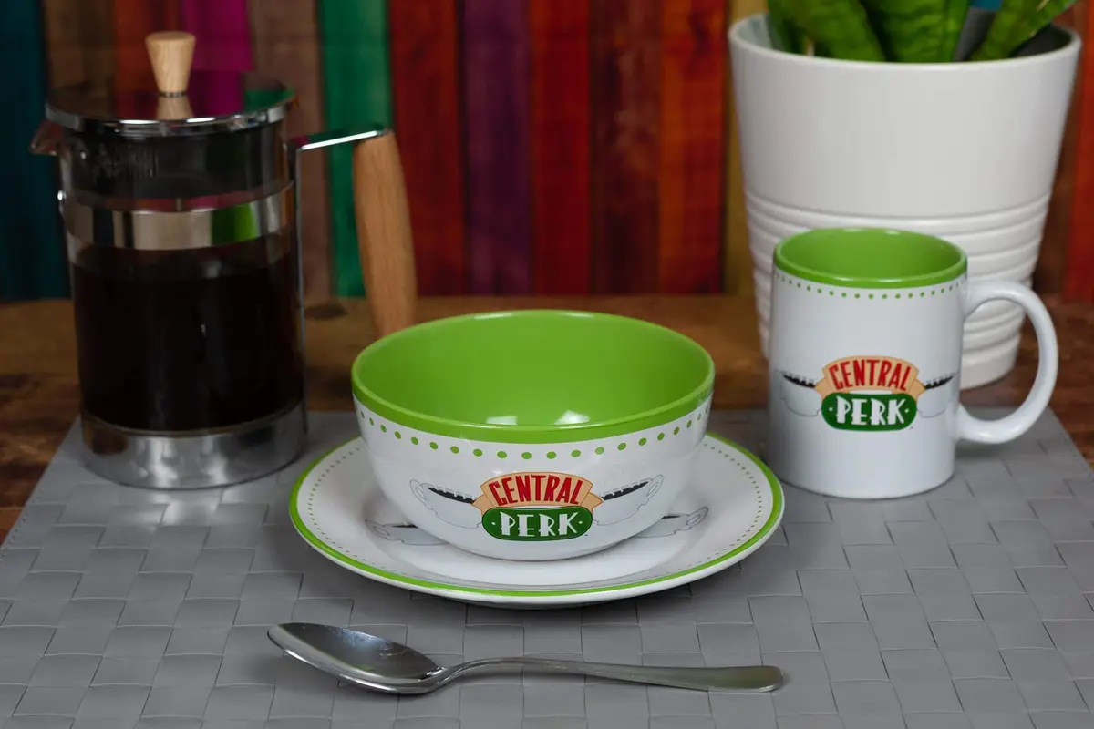 Ukonic Friends Central Perk Dinnerware Set | Official Ceramic Collection | 3-Piece - view 4