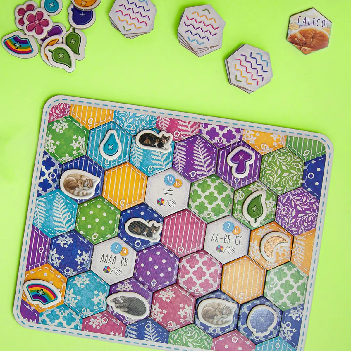 AEG Calico Award-Winning Cozy Tile-Laying Board Game | Make Quilts & Attract Cats (152g) - view 5