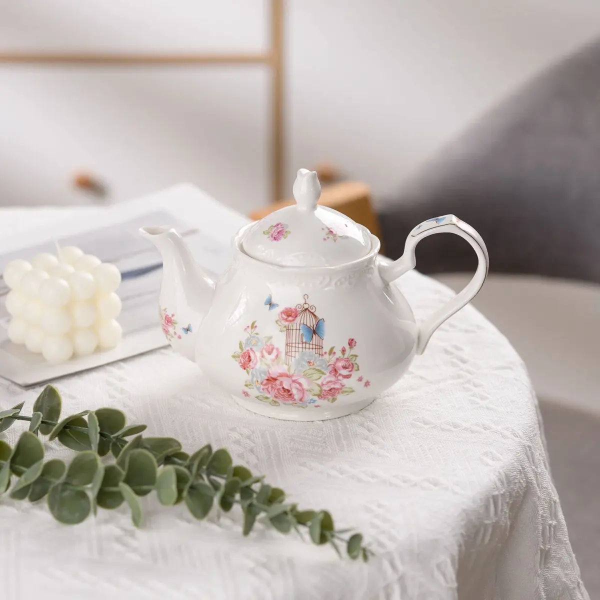Eplze Pink Rose Ceramic Teapot 900ml (31oz) | Elegant European Style for Tea & Coffee - view 9