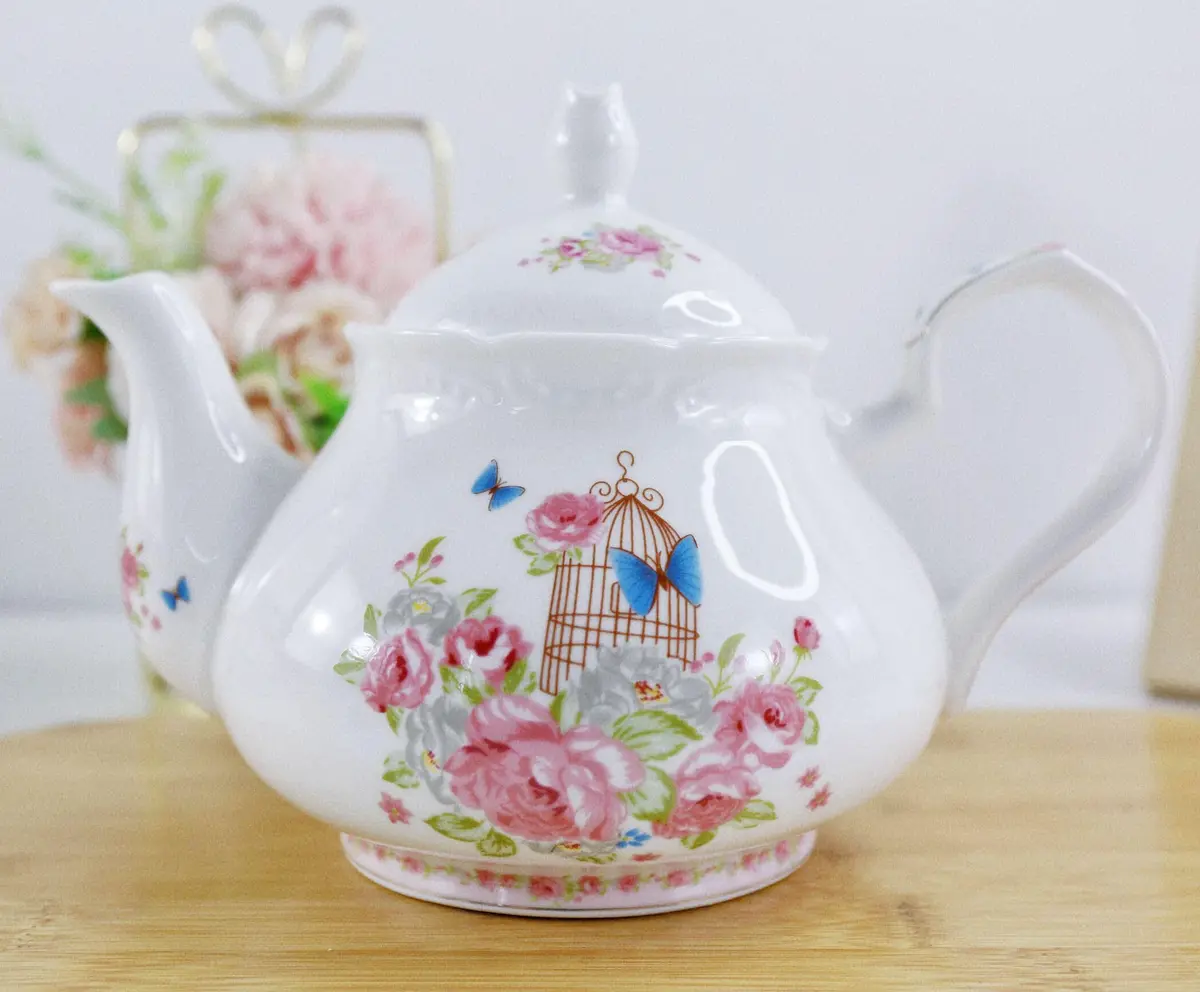 Eplze Pink Rose Ceramic Teapot 900ml (31oz) | Elegant European Style for Tea & Coffee - view 4