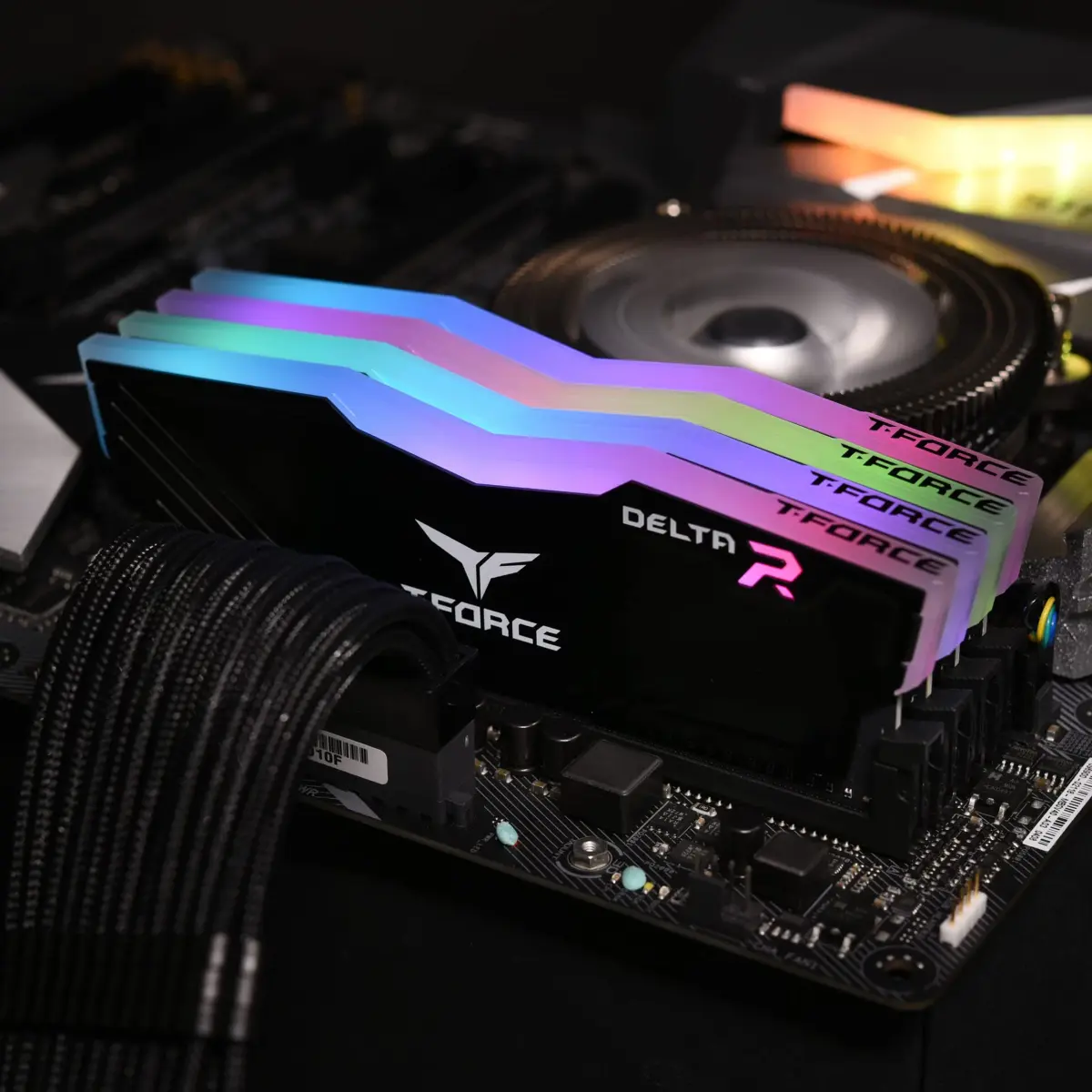 TEAMGROUP T-Force Delta RGB DDR4 32GB (2x16GB) 3600MHz CL18 Desktop Gaming Memory Module Ram TF3D432G3600HC18JDC01 - Black - view 2