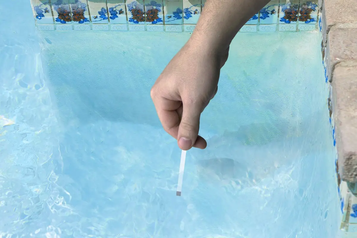 Poolmaster Salt Water Swimming Pool and Spa Water Chemistry Testing Strips 10 Count | Tests Sodium Chloride 1500-5000ppm - view 5
