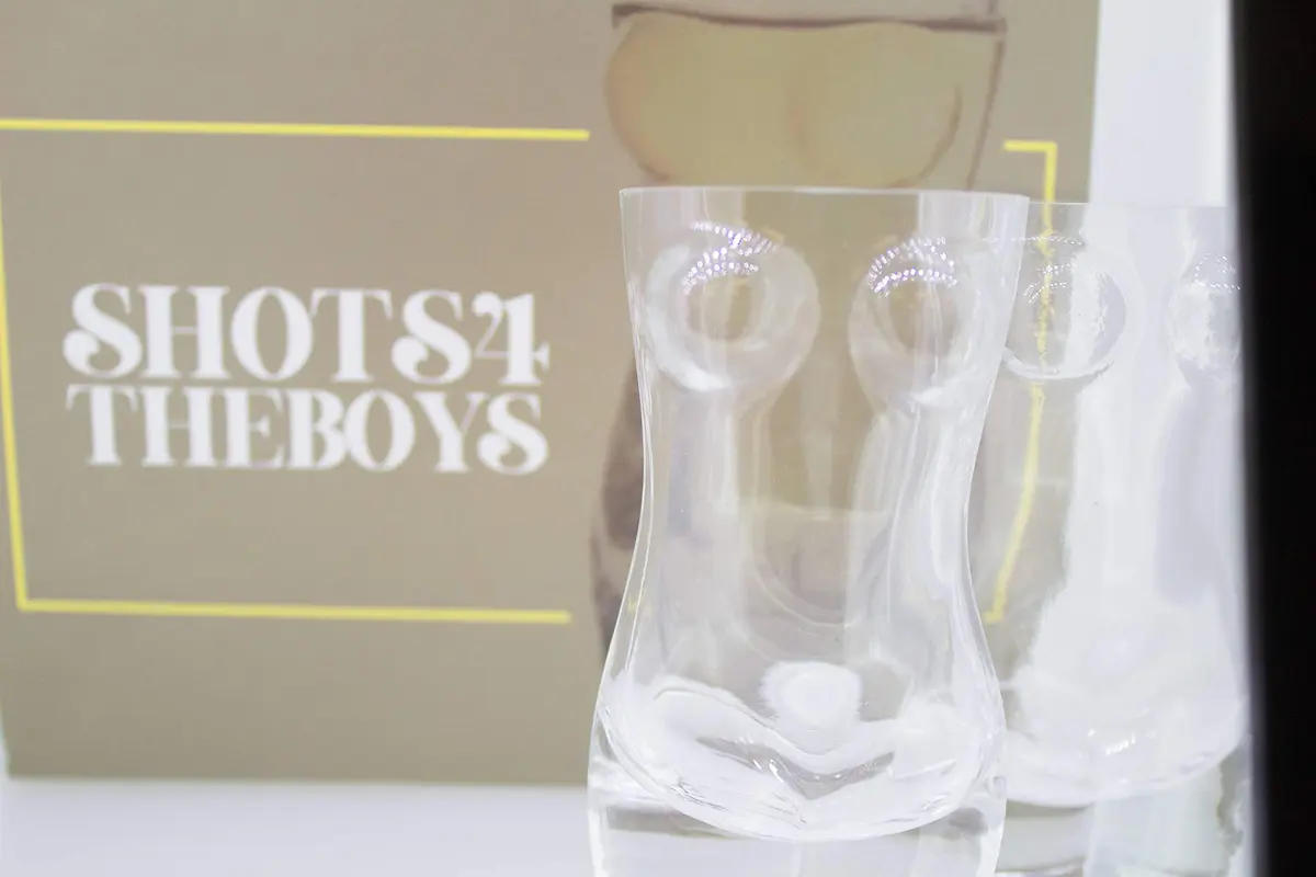 Melostu Women Body Shaped Shot Glass 3oz | Funny Bachelor Party Drinking Glass - view 2