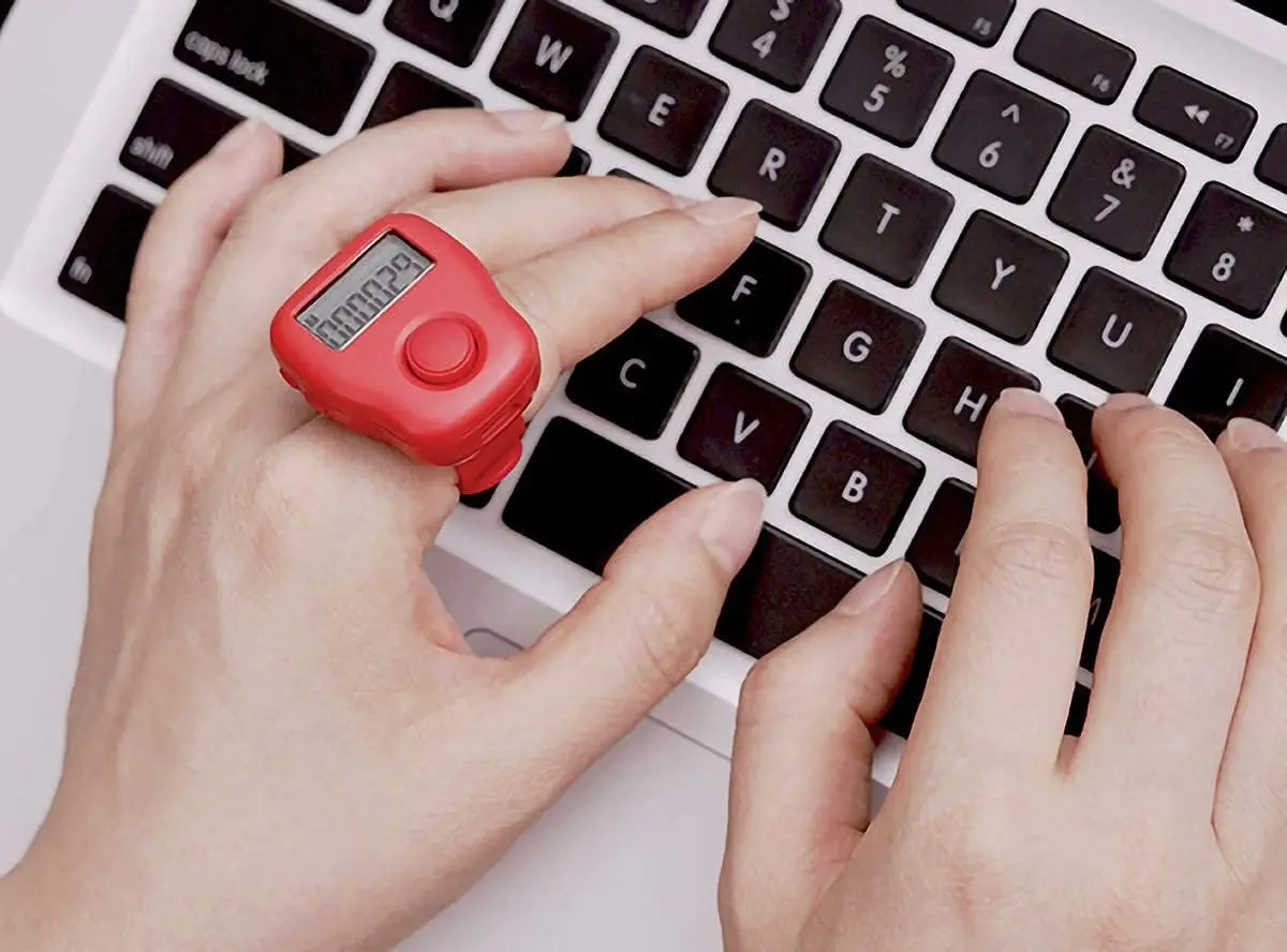 Arvakr Rechargeable Silent Finger Counter with LED | 6 Channels, 999999 Count Range - view 3
