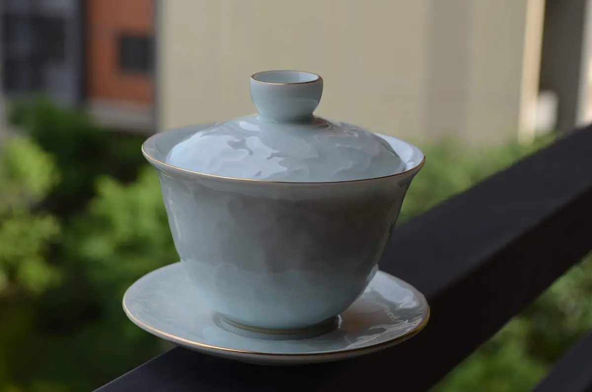 YXHUPOT Gaiwan Chinese Sancai 6oz Tea Set with Gold Wire Porcelain | Traditional Chinese Tea Ceremony - view 6