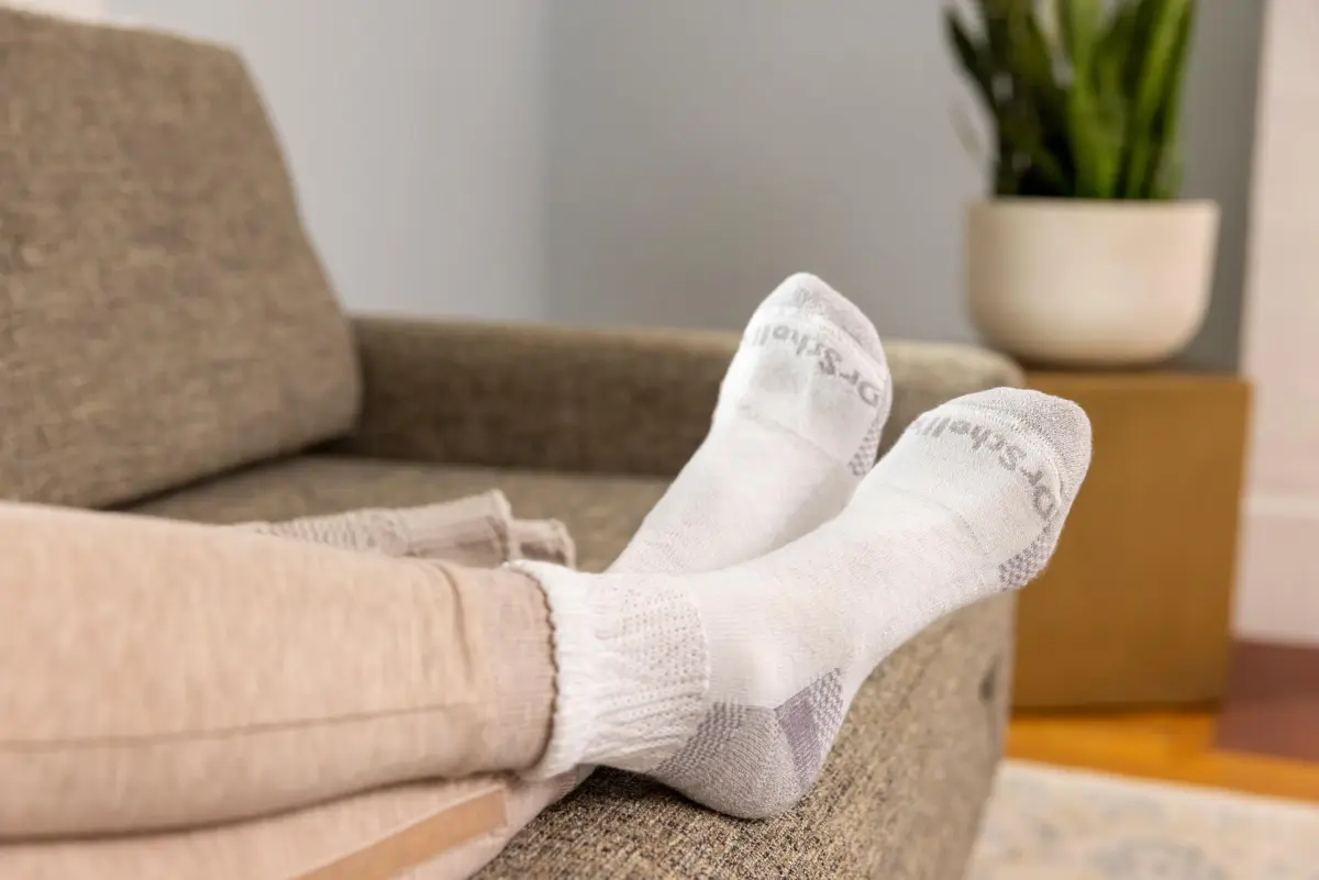 Dr. Scholl's Advanced Relief Blisterguard Socks - 2 Pairs, Textured Navy, Women's Size 4-10 US | APMA Accepted for Foot Health - view 2