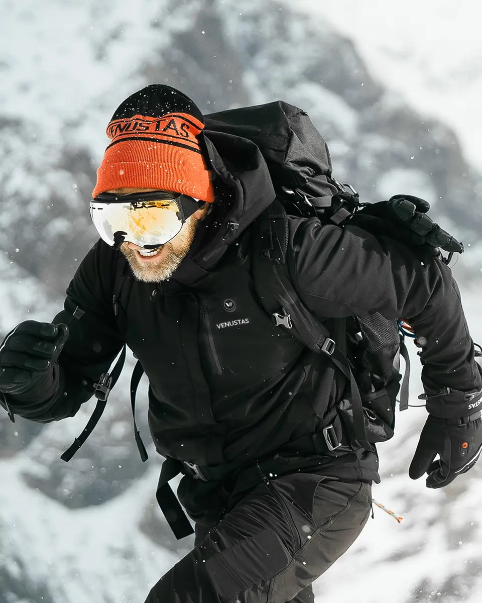 Venustas Men's Waterproof Heated Jacket with Battery & Detachable Hood | 10-Hour Warmth, Water-Resistant, Windproof - view 3