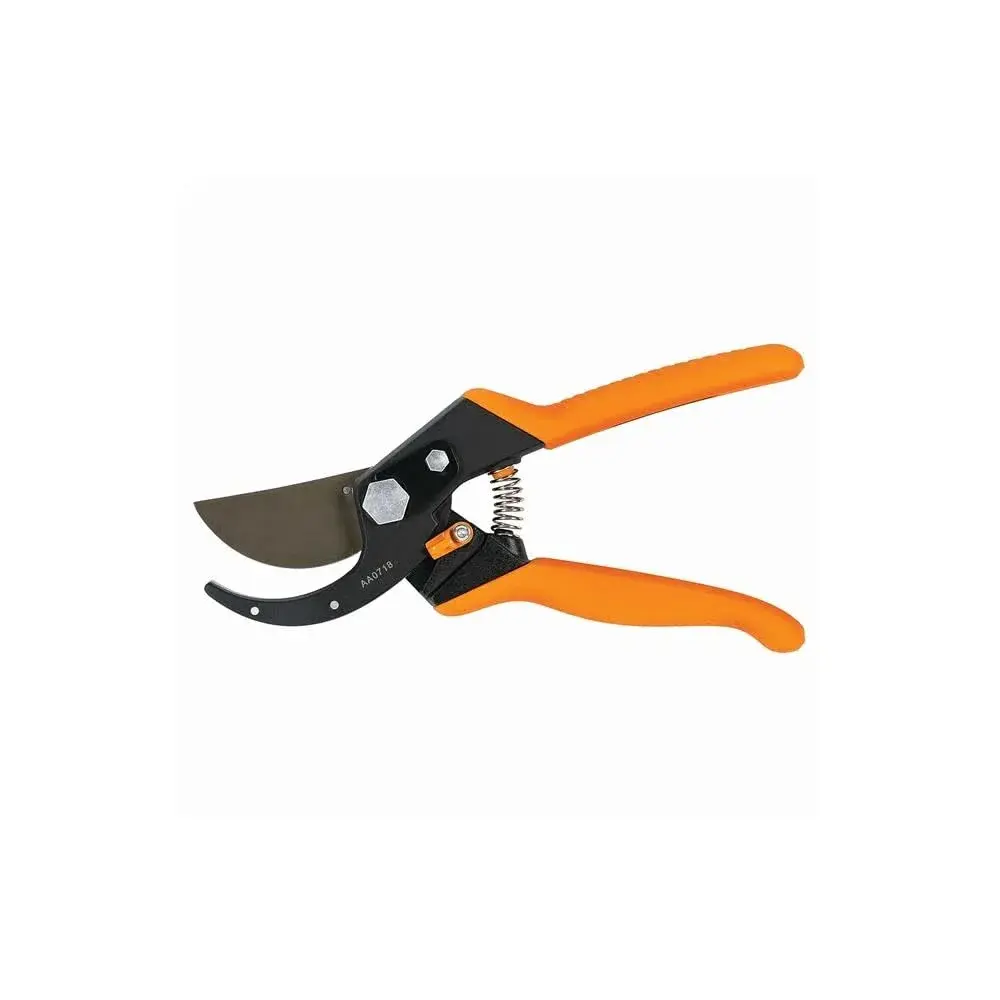 Fiskars Pro Bypass Pruning Shears 1" Cut Capacity | PowerArc Steel Blades for Easier Cuts - view 7
