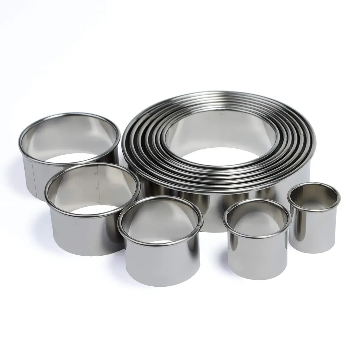 RIHAI Stainless Steel Round Cookie Cutter Set, 12 Pieces | Durable, Rust-Resistant Baking Tools - main product image