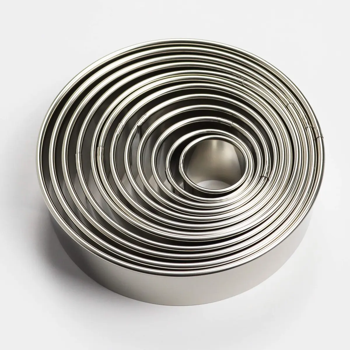 RIHAI Stainless Steel Round Cookie Cutter Set, 12 Pieces | Durable, Rust-Resistant Baking Tools - view 7