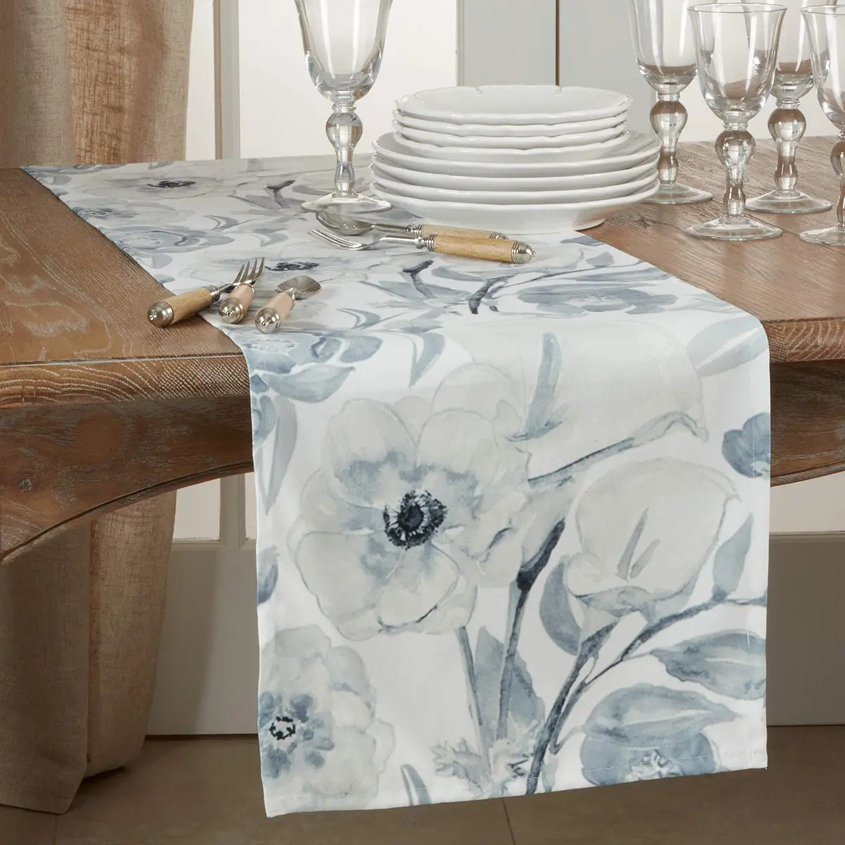 SARO LIFESTYLE Watercolor Large Floral Table Runner 16" x 72" | Elegant Floral Design - view 3