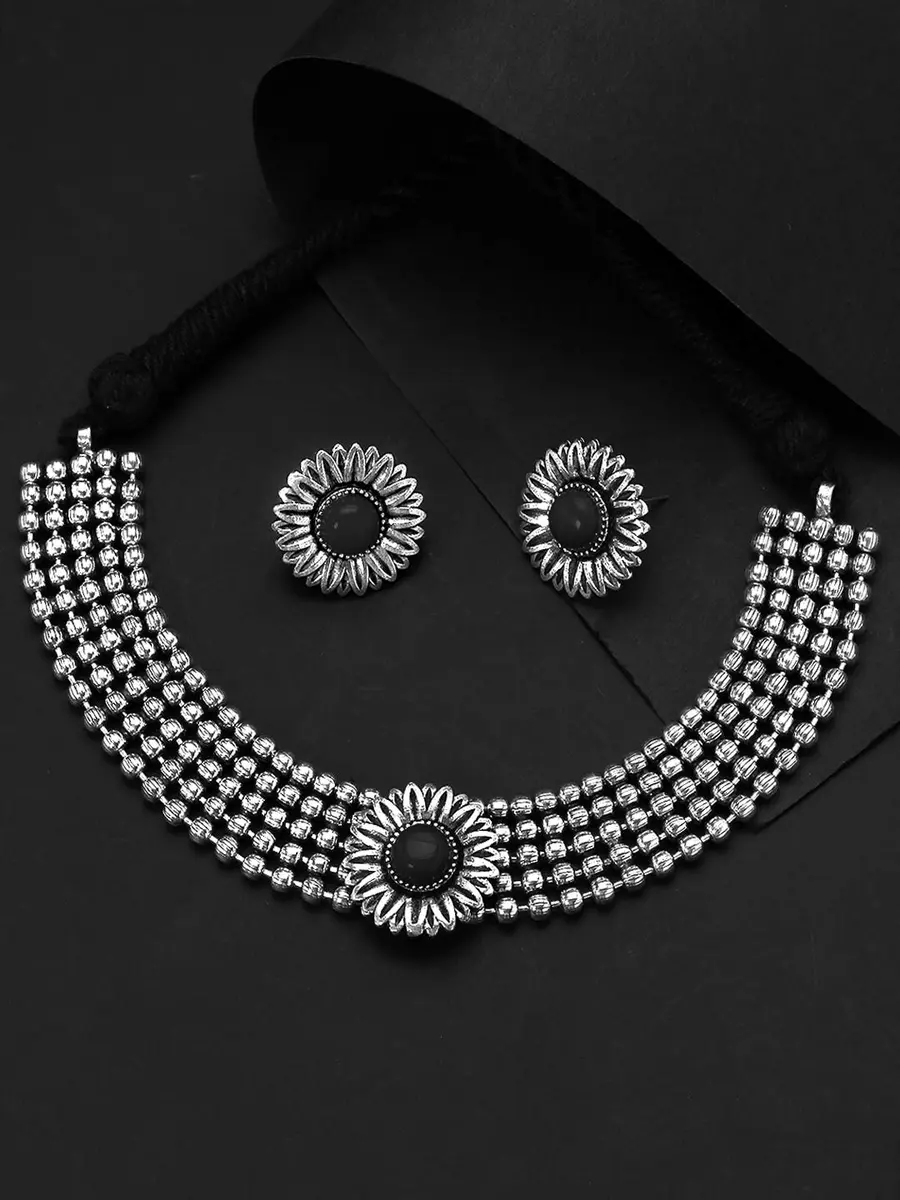 Yellow Chimes Antique Silver Oxidized Floral Charm Necklace Set with Earrings | 40cm Necklace Length - view 7