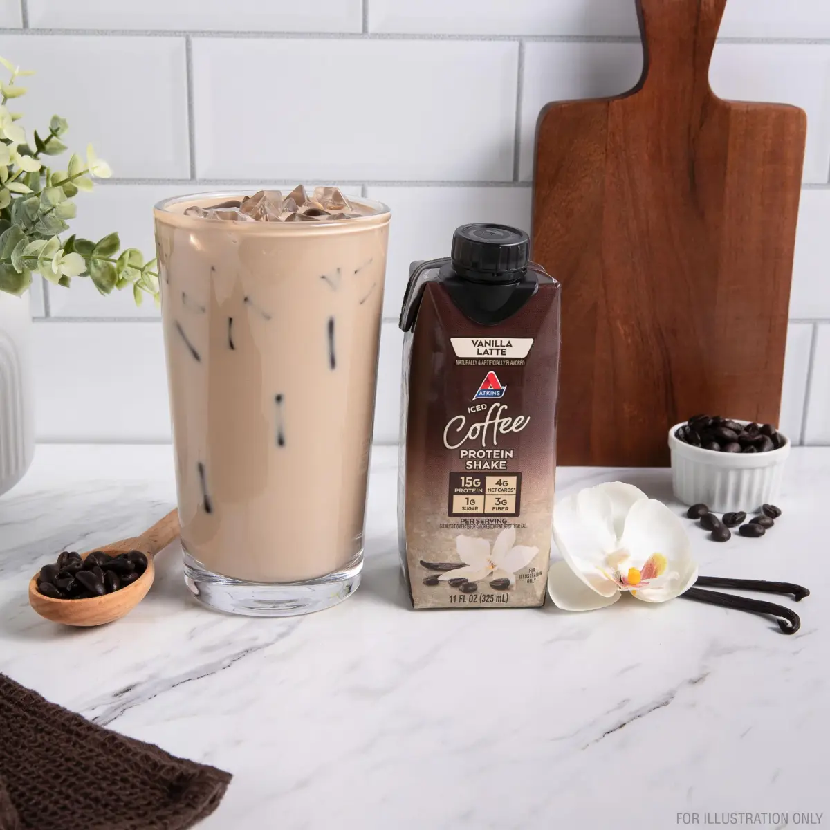 Atkins Vanilla Latte Protein Shake 330ml (11 Fl Oz) | 15g Protein, Gluten-Free, Keto-Friendly - view 4