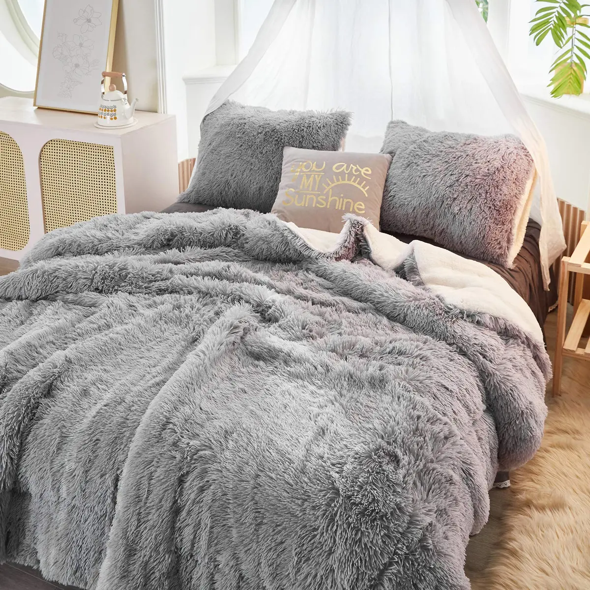 Flysheep Faux Fur Twin Comforter Set 68"x86" | Ultra Soft Reversible Bedding for Winter & Summer - main product image